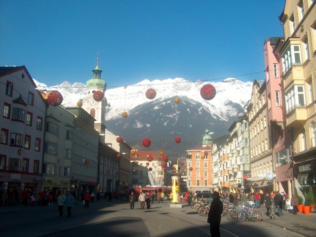 dekerstversieringininnsbruck.jpg